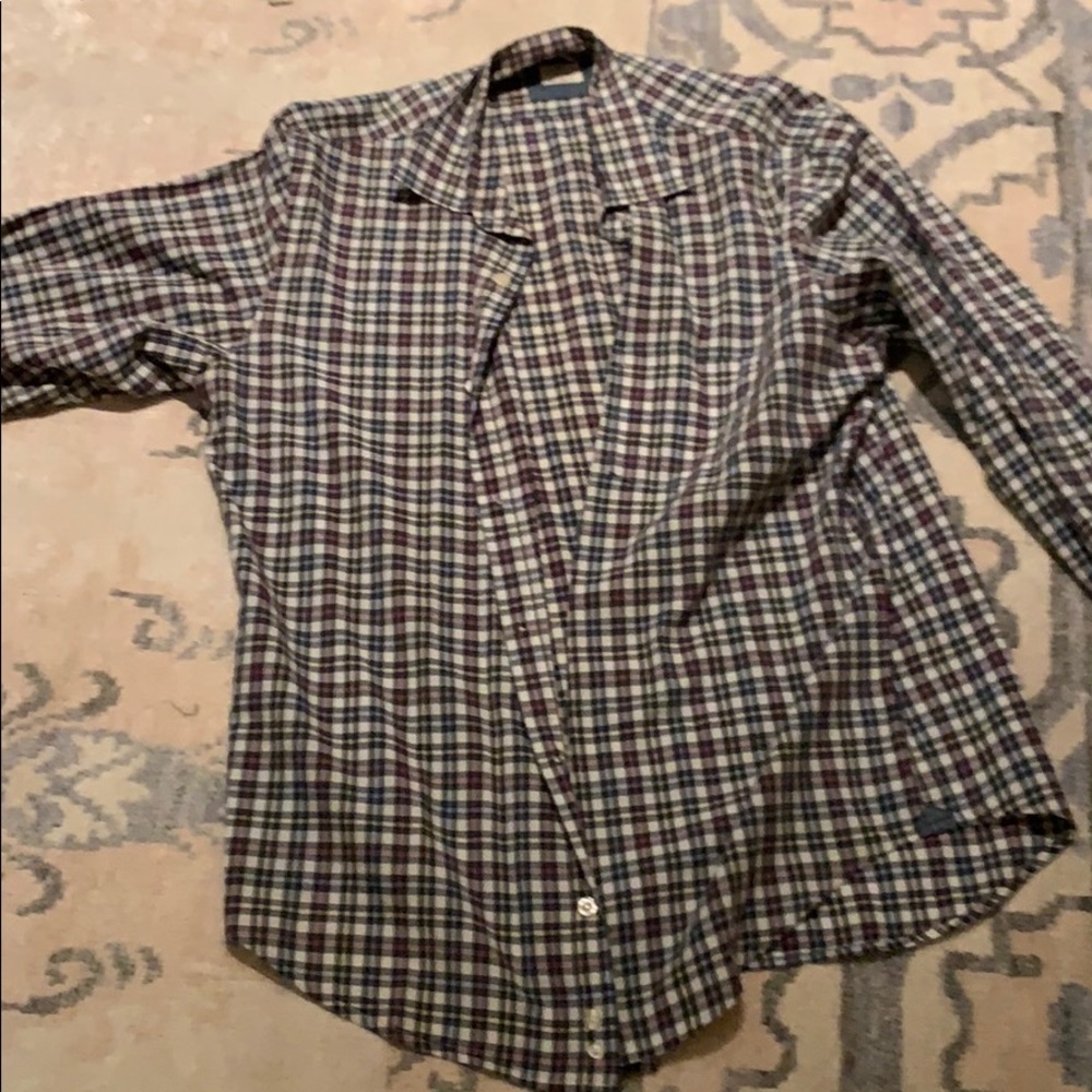 Casual long sleeve shirt
